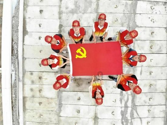 中央纪委国家监委公开通报七起违反中央八项规定精神典型问题